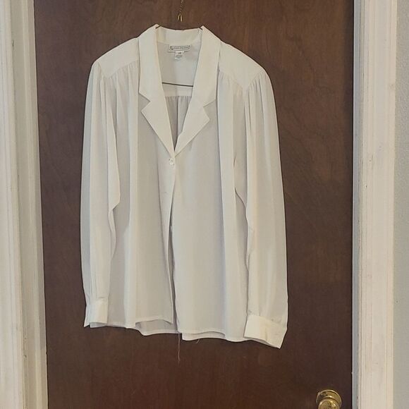 Size 10 Evan Picone White Long Sleeve Blouse - Picture 1 of 5